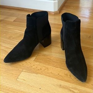Zara suede pointed booties / size 38